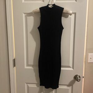 Turtle neck black sleeveless dress